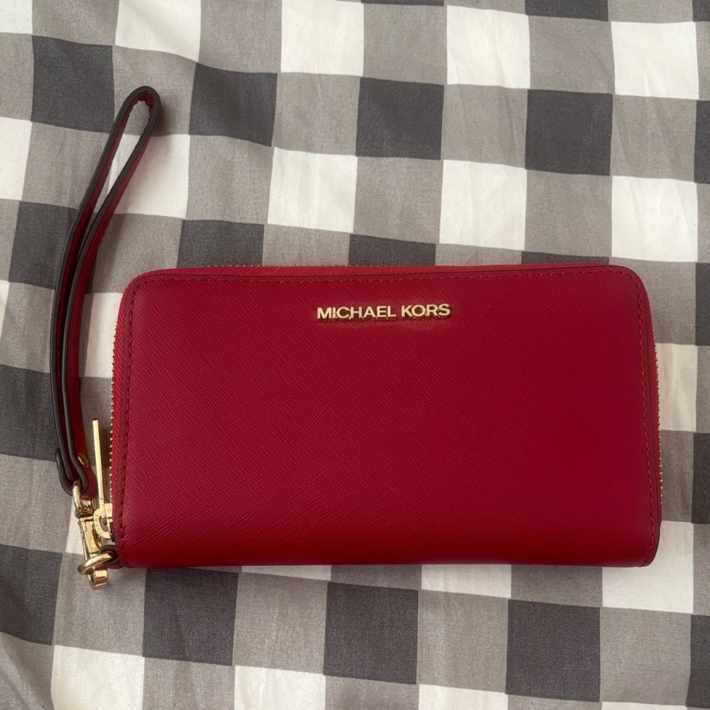 Michael Kors Jet Set Travel Leather Wristlet